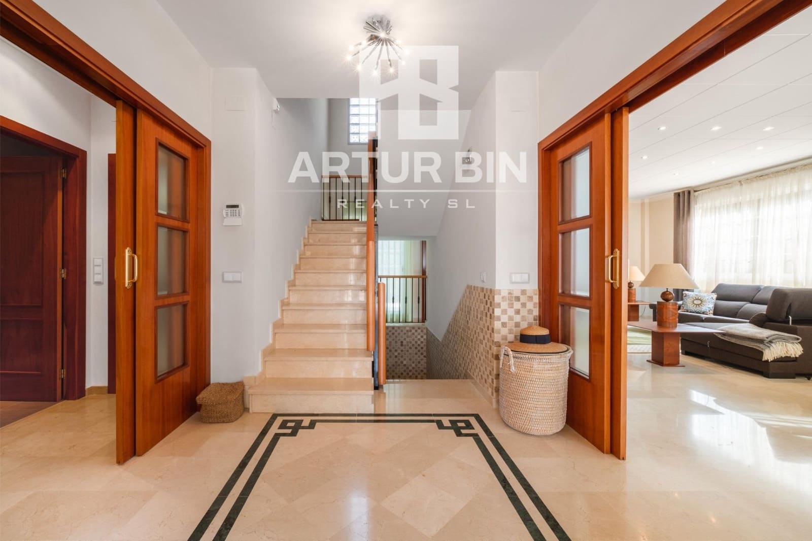 5 sovrum Villa till salu i Cullera med pool - 1 300 000 € (Ref: 9773086)