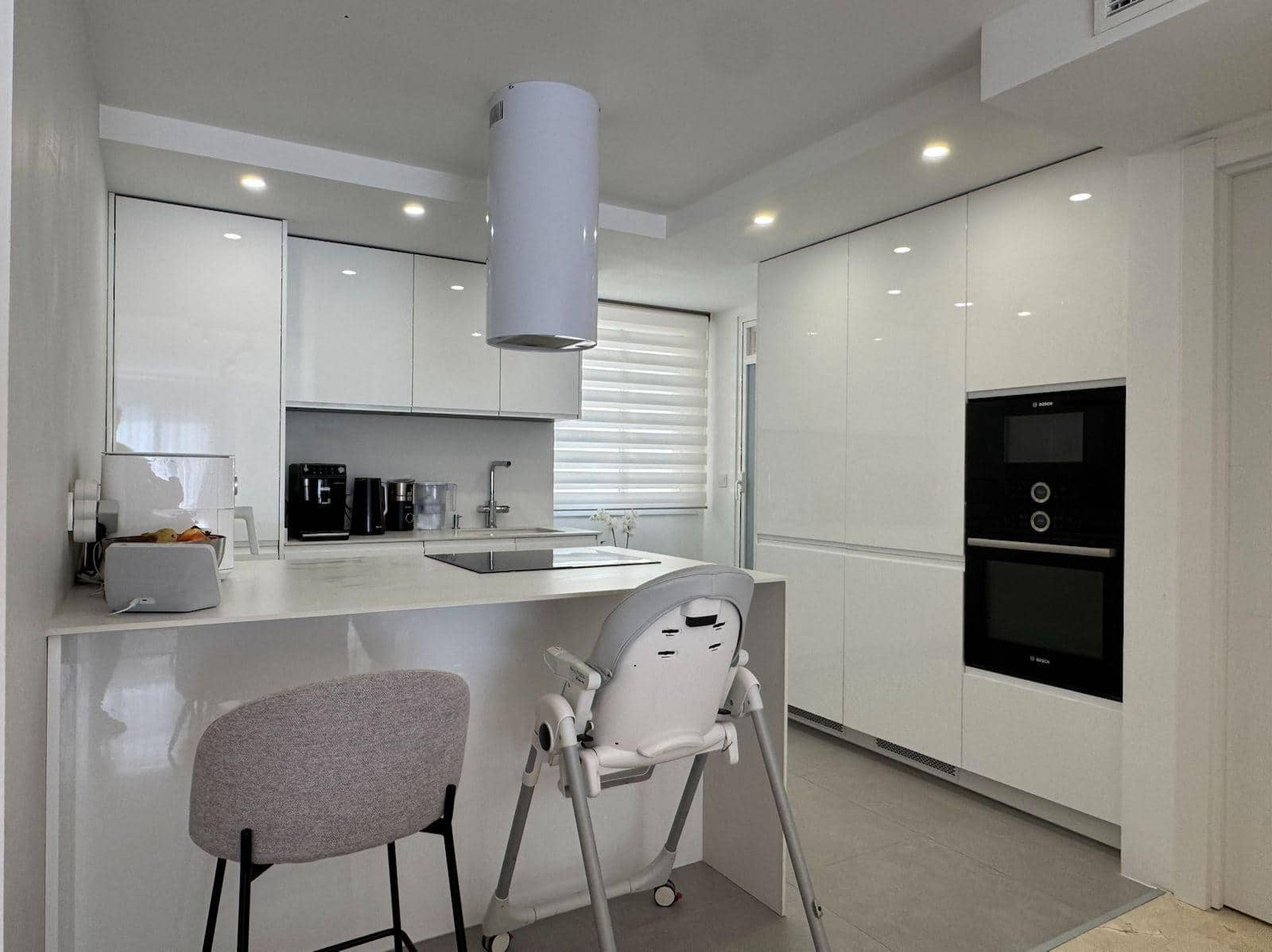 4 slaapkamer Appartement te koop in Paterna met zwembad - € 474.000 (Ref: 9773087)