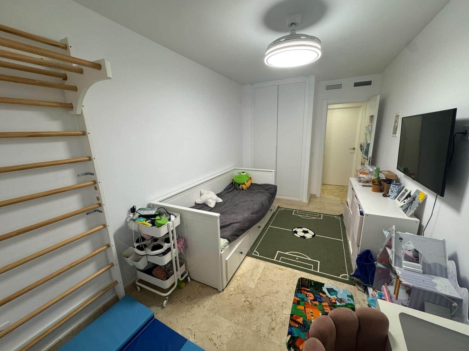 4 slaapkamer Appartement te koop in Paterna met zwembad - € 474.000 (Ref: 9773087)