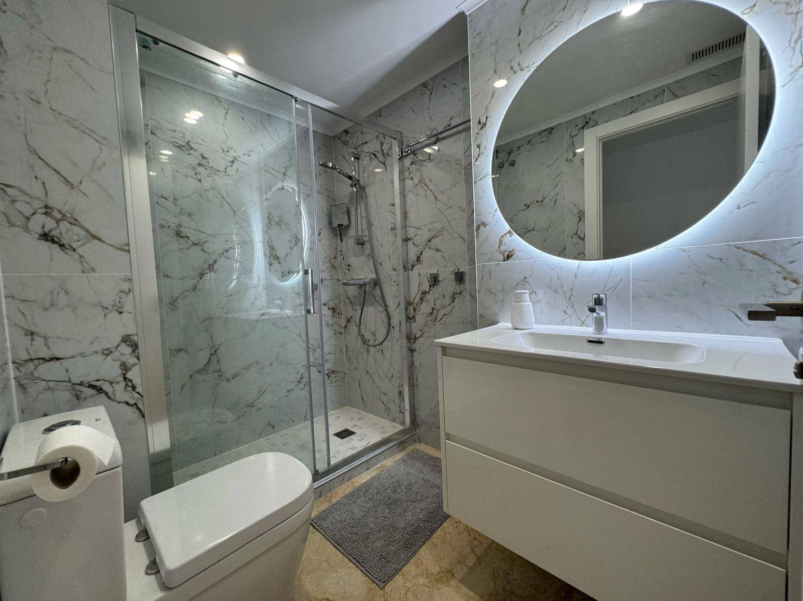 4 slaapkamer Appartement te koop in Paterna met zwembad - € 474.000 (Ref: 9773087)