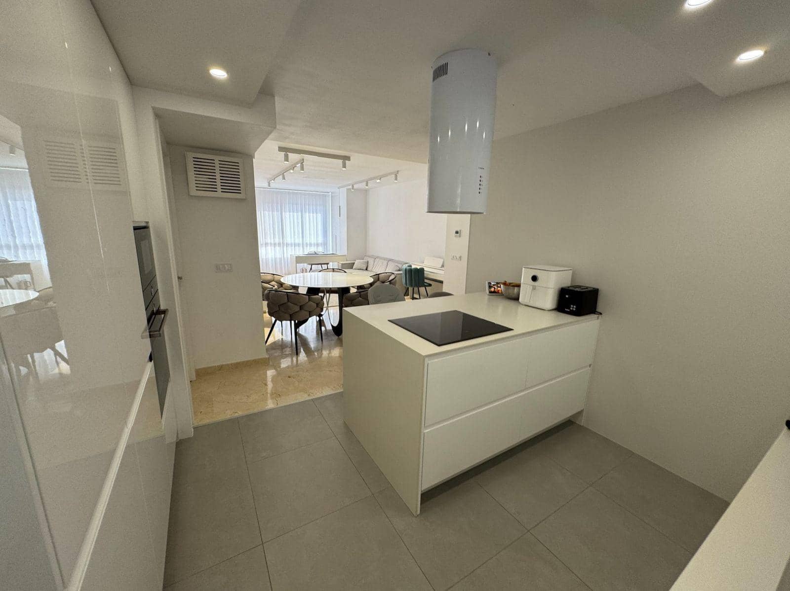 4 slaapkamer Appartement te koop in Paterna met zwembad - € 474.000 (Ref: 9773087)