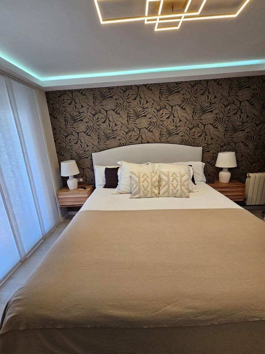 3 bedroom Apartment for sale in Valencia city with garage - € 450,000 (Ref: 9791074)