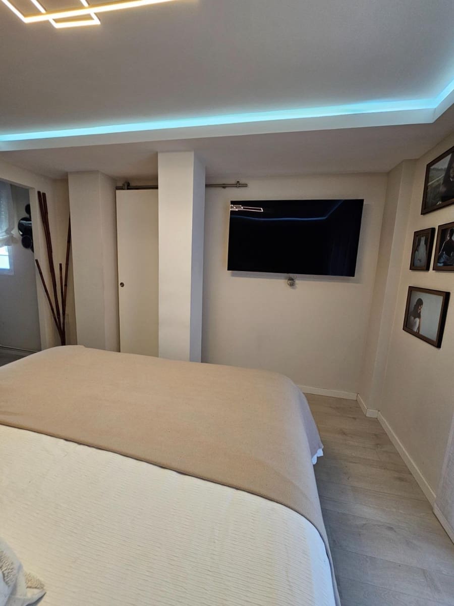 3 bedroom Apartment for sale in Valencia city with garage - € 450,000 (Ref: 9791074)