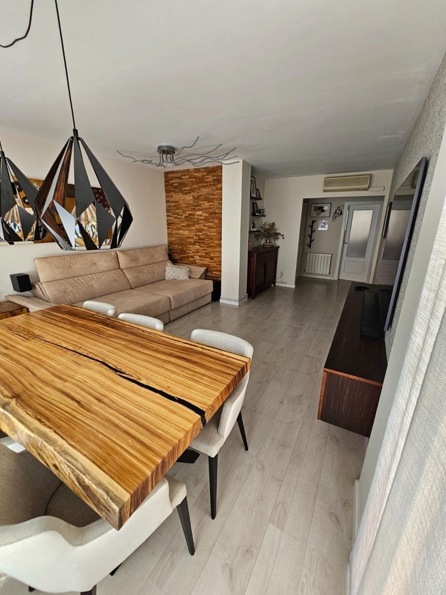 3 bedroom Apartment for sale in Valencia city with garage - € 450,000 (Ref: 9791074)