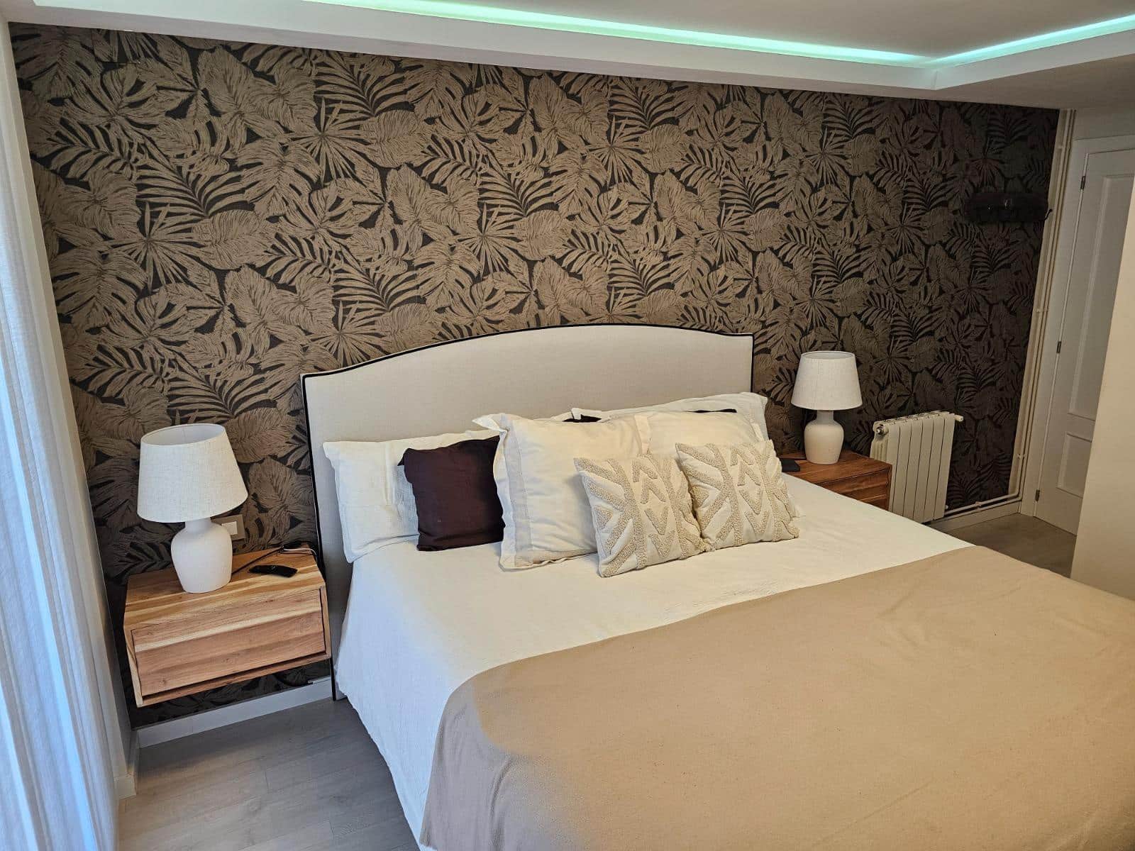 3 bedroom Apartment for sale in Valencia city with garage - € 450,000 (Ref: 9791074)