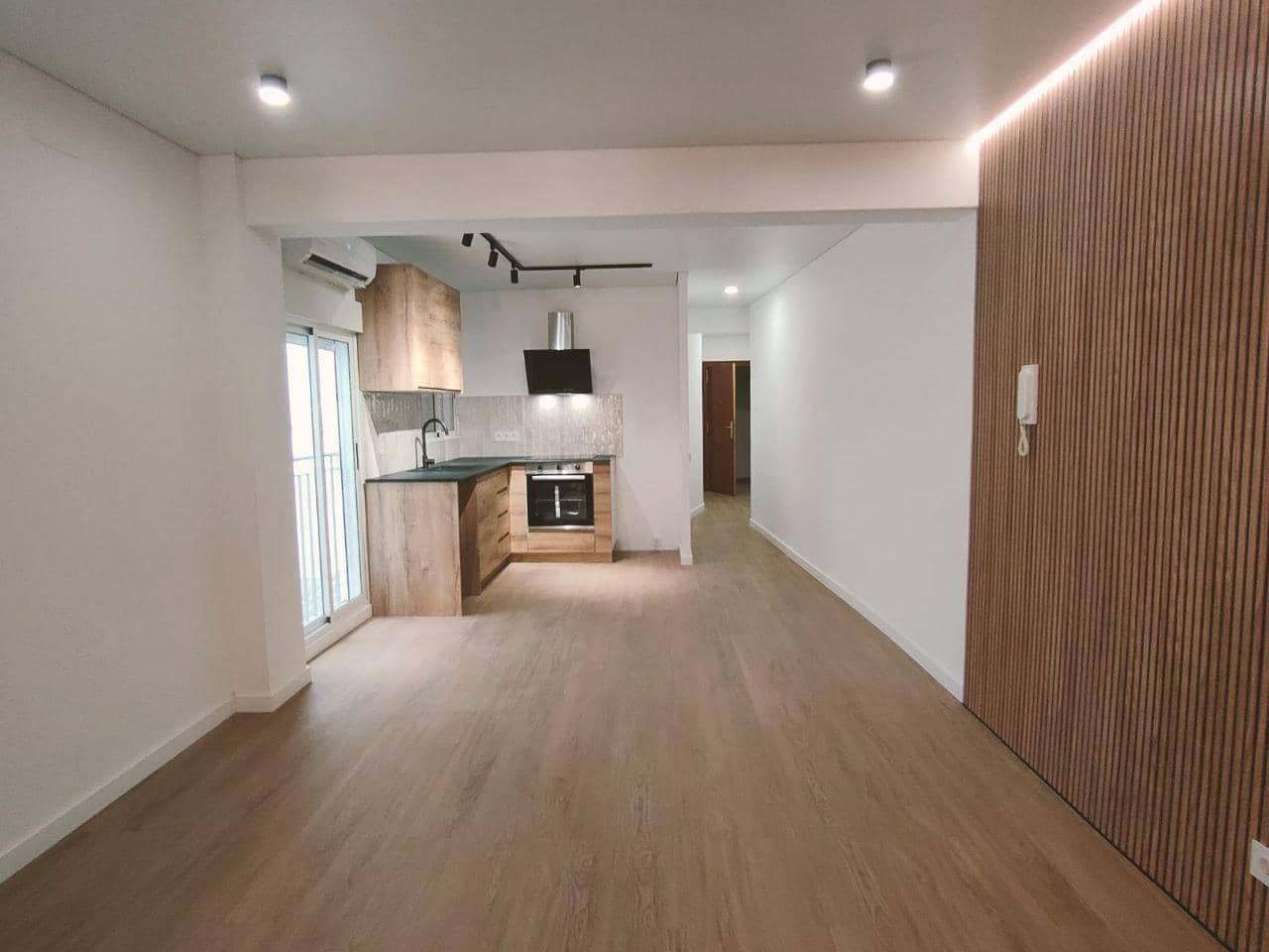 3 bedroom Apartment for rent in Paterna - € 1,400 (Ref: 9797141)