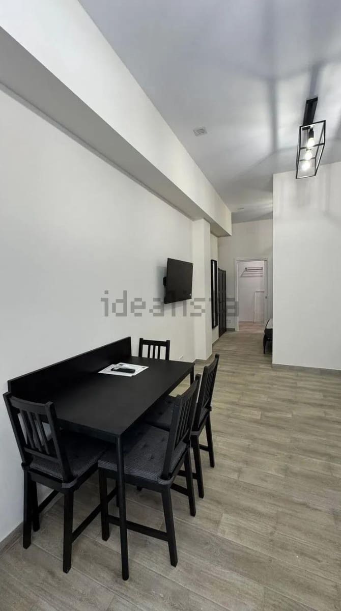 Loft til salgs i Valencia by - € 190 000 (Ref: 9806507)