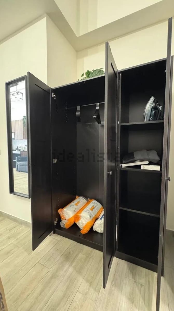 Loft til salgs i Valencia by - € 190 000 (Ref: 9806507)