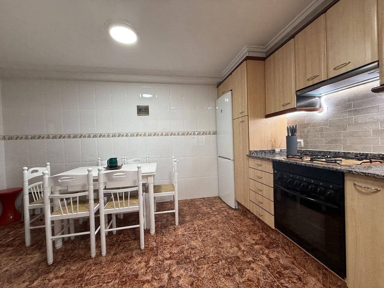 3 bedroom Flat for sale in Sagunto / Sagunt - € 260,000 (Ref: 9811935)