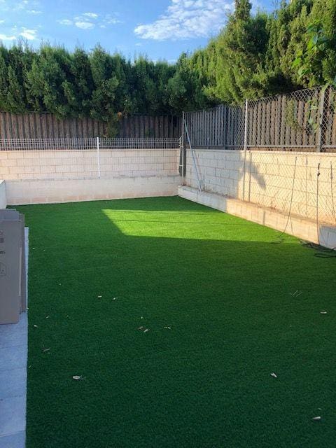 Villa/Maison Mitoyenne de 3 chambres à louer à Betera avec piscine garage - 2 500 € (Ref: 9815867)