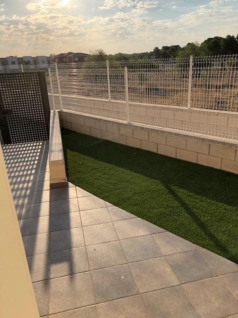 Villa/Maison Mitoyenne de 3 chambres à louer à Betera avec piscine garage - 2 500 € (Ref: 9815867)