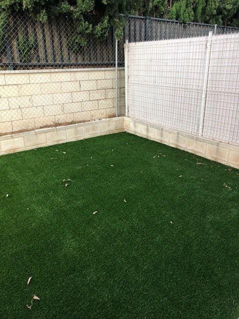 Villa/Maison Mitoyenne de 3 chambres à louer à Betera avec piscine garage - 2 500 € (Ref: 9815867)