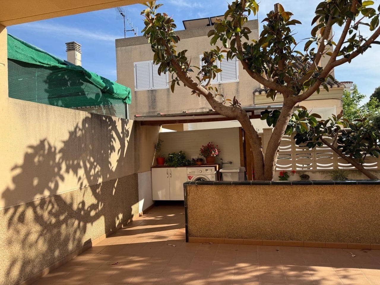 4 soveværelse Villa til salg i Almarda med garage - € 335.000 (Ref: 9822947)
