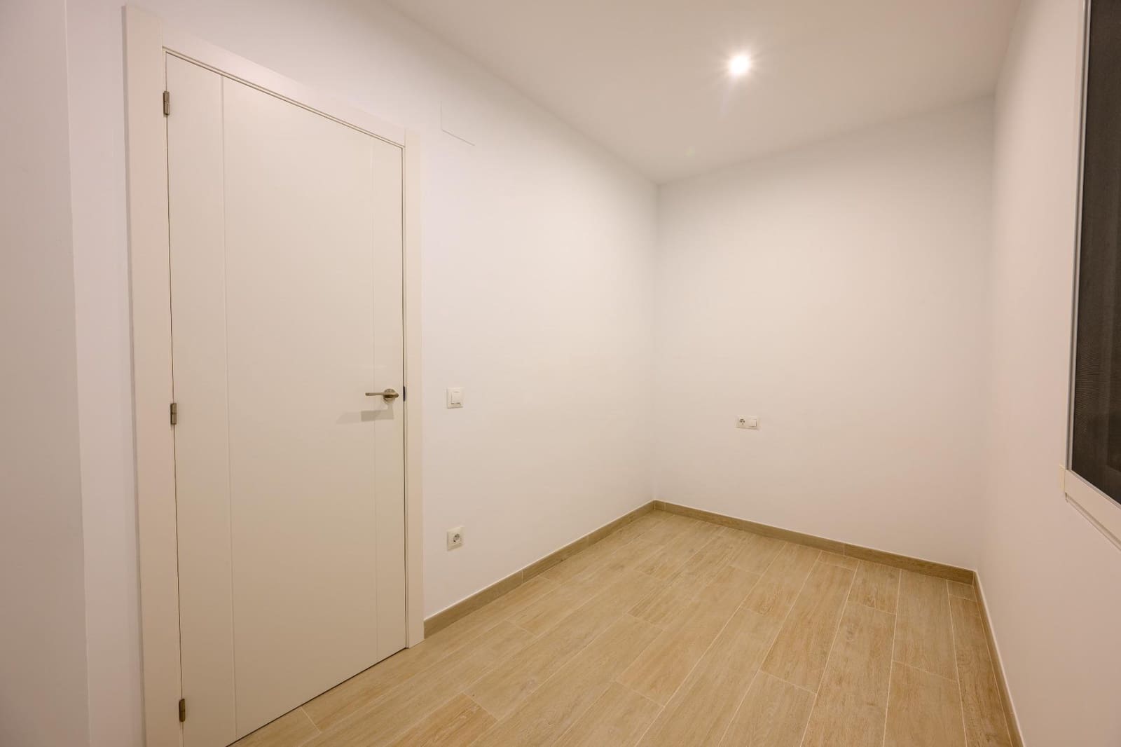 2 slaapkamer Appartement te koop in Valencia stad - € 360.000 (Ref: 9822948)