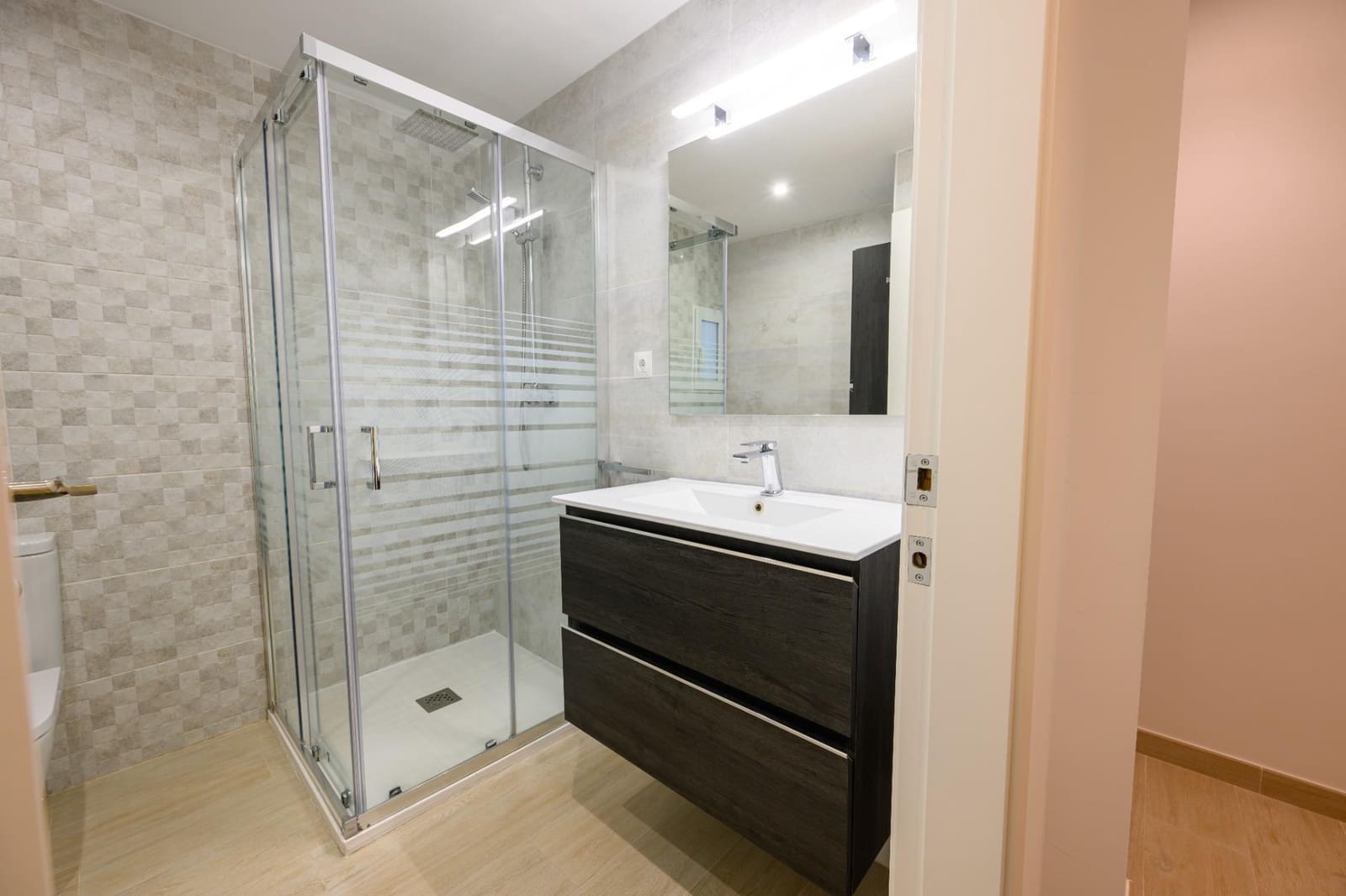 2 slaapkamer Appartement te koop in Valencia stad - € 360.000 (Ref: 9822948)