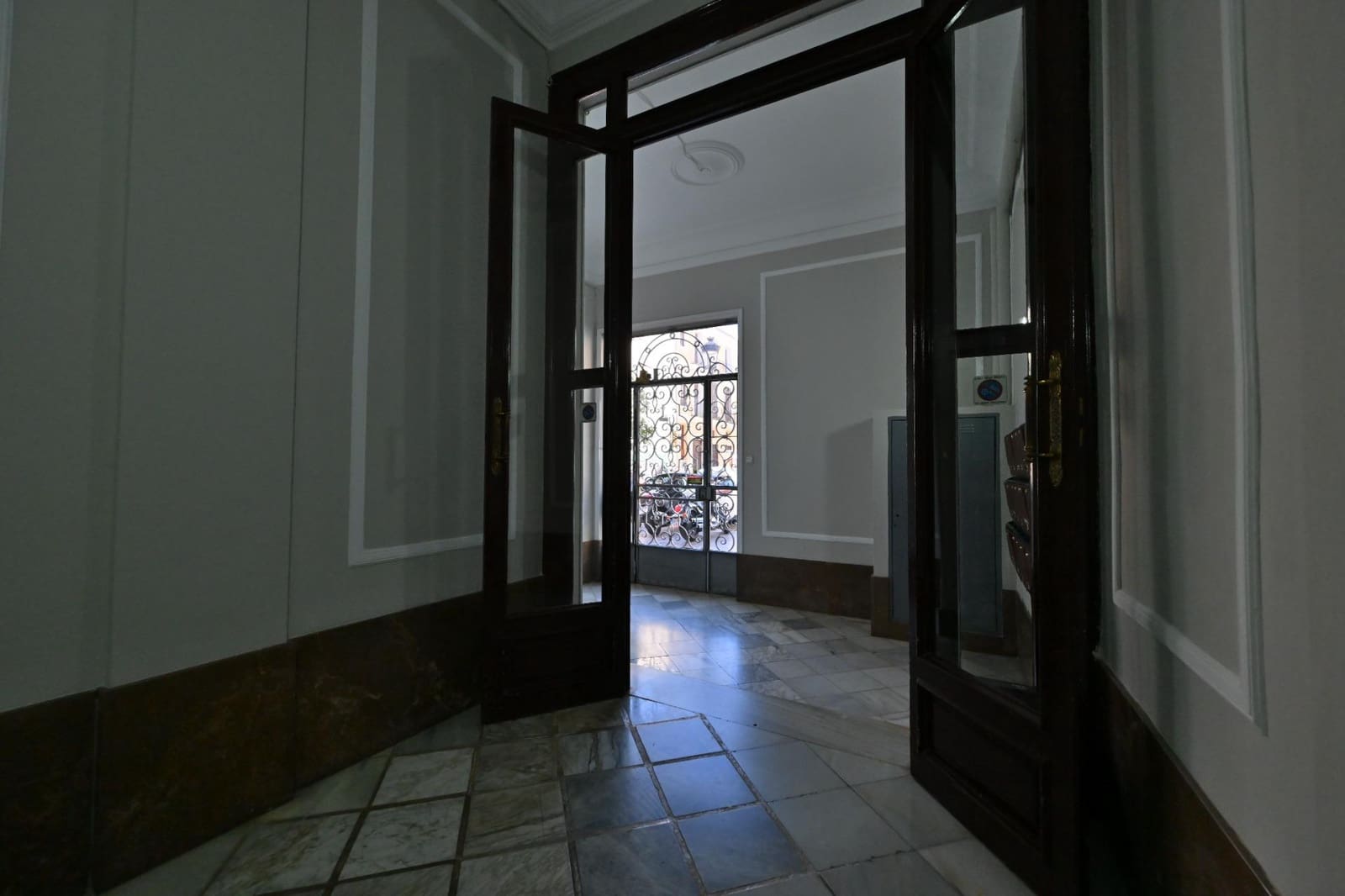 2 slaapkamer Appartement te koop in Valencia stad - € 360.000 (Ref: 9822948)