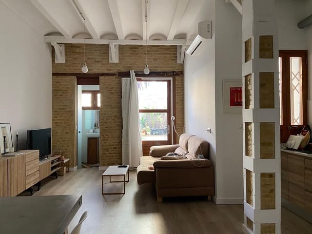 2 soveværelse Lejlighed til salg i Russafa, Valencia by - € 575.000 (Ref: 9825275)