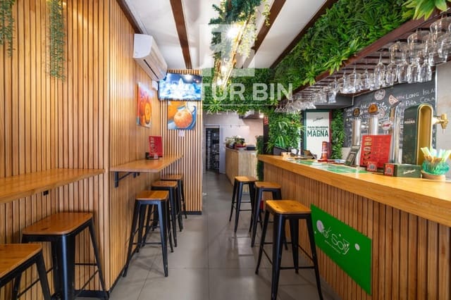 Commercial for rent in La Gran Via, Valencia city - € 1,200 (Ref: 9829186)