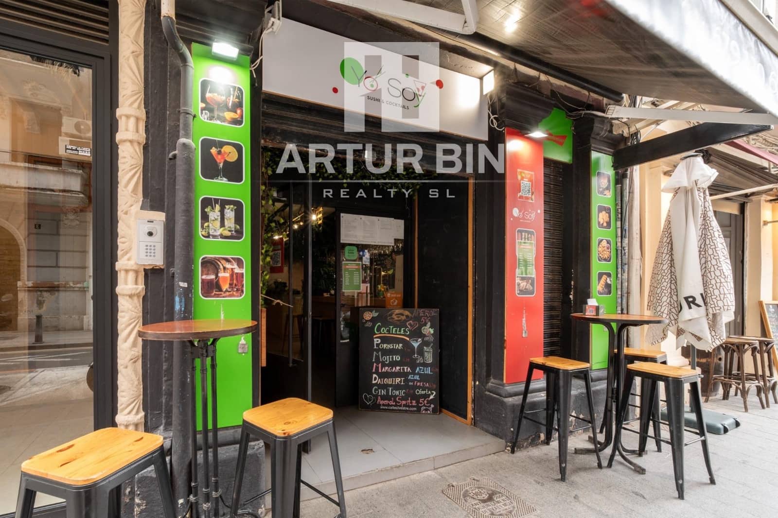 Commercial for rent in Valencia city - € 1,200 (Ref: 9829186)