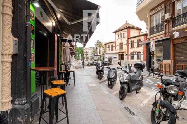 Commercial for rent in La Gran Via, Valencia city - € 1,200 (Ref: 9829186)