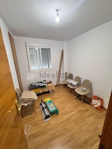 Apartamento de 3 habitaciones en Faura en venta con garaje - 165.000 € (Ref: 9829188)