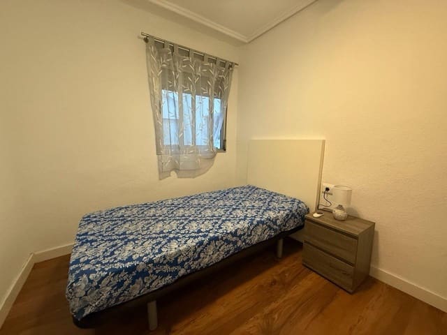 Apartamento de 2 habitaciones en La Malva-Rosa, València ciudad en alquiler - 1.500 € (Ref: 9831563)