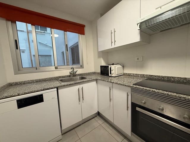 Apartamento de 2 habitaciones en La Malva-Rosa, València ciudad en alquiler - 1.500 € (Ref: 9831563)
