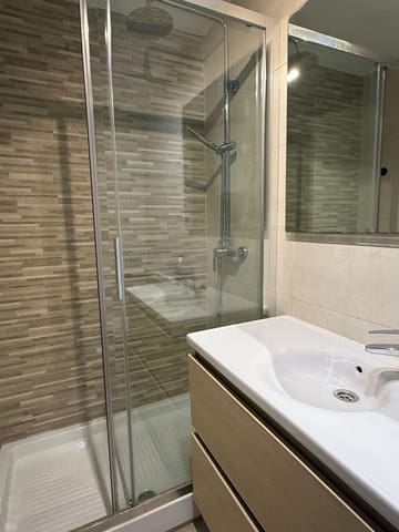 Apartamento de 2 habitaciones en La Malva-Rosa, València ciudad en alquiler - 1.500 € (Ref: 9831563)