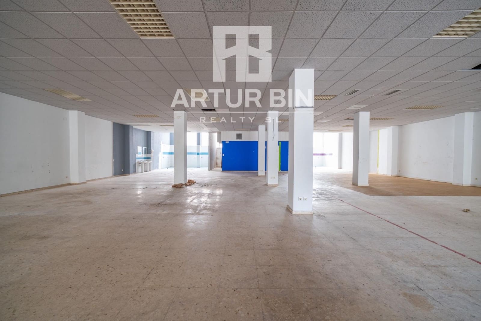 Gewerbe zu verkaufen in Tavernes de la Valldigna - 299.000 € (Ref: 9839276)