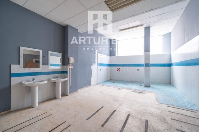 Gewerbe zu verkaufen in Tavernes de la Valldigna - 299.000 € (Ref: 9839276)