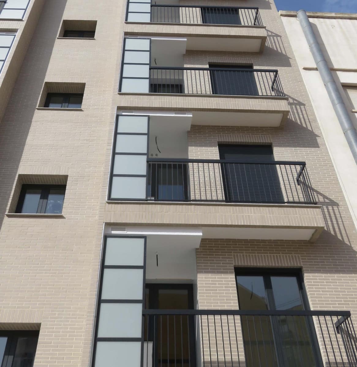 2 soverom Leilighet til leie i Valencia by - € 1 850 (Ref: 9846257)