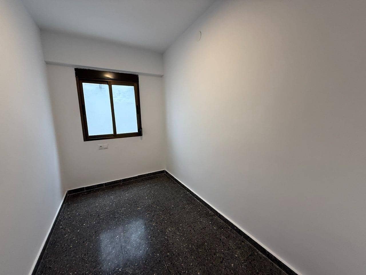 3 bedroom Apartment for sale in Tavernes de la Valldigna - € 125,000 (Ref: 9849404)