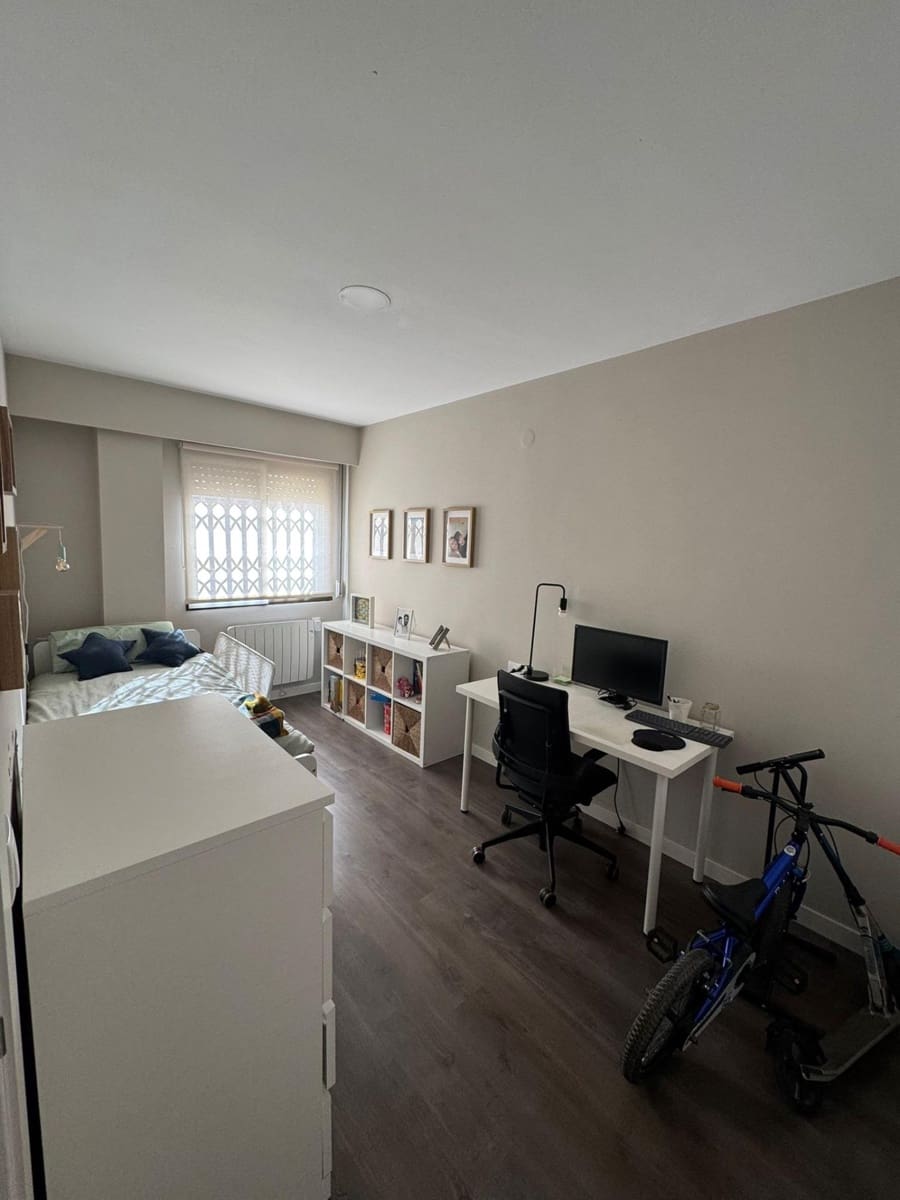 3 sovrum Lägenhet till salu i Valencia stad med garage - 399 000 € (Ref: 9849405)