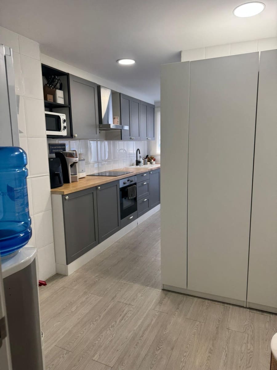 3 sovrum Lägenhet till salu i Valencia stad med garage - 399 000 € (Ref: 9849405)