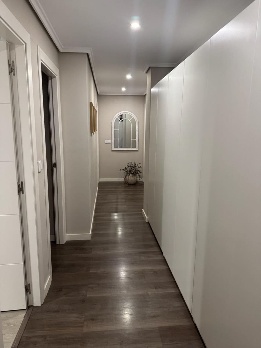 3 sovrum Lägenhet till salu i Valencia stad med garage - 399 000 € (Ref: 9849405)