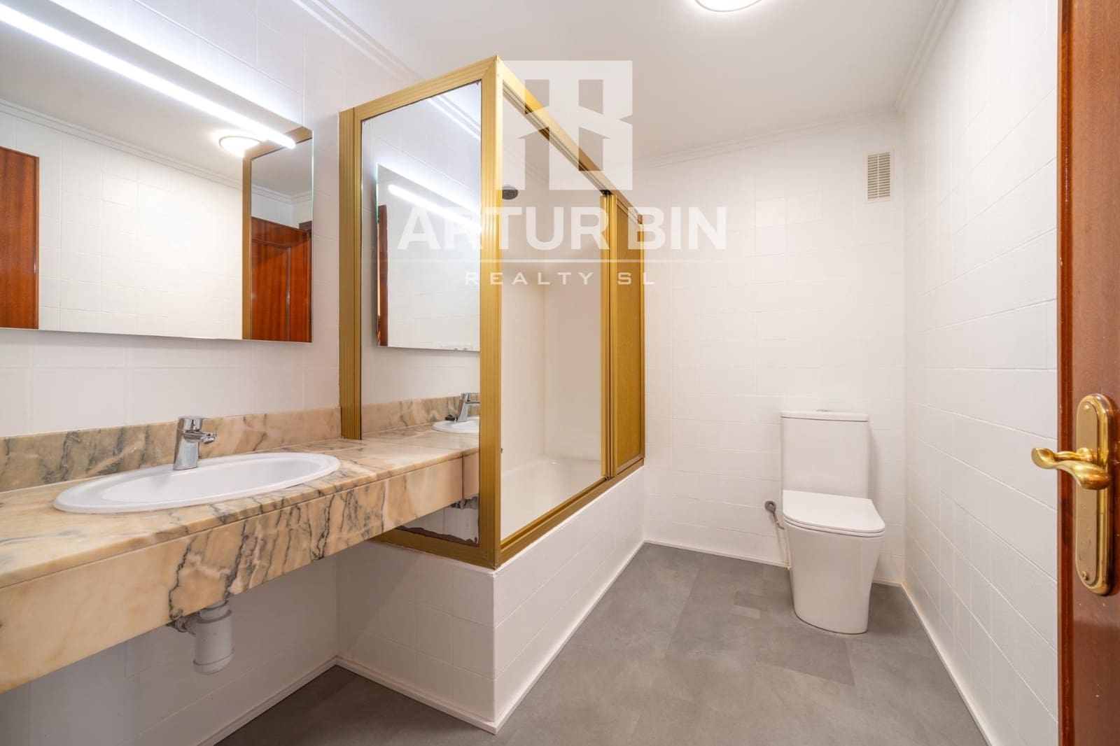 4 soverom Leilighet til leie i Valencia by med garasje - € 2 500 (Ref: 9849406)