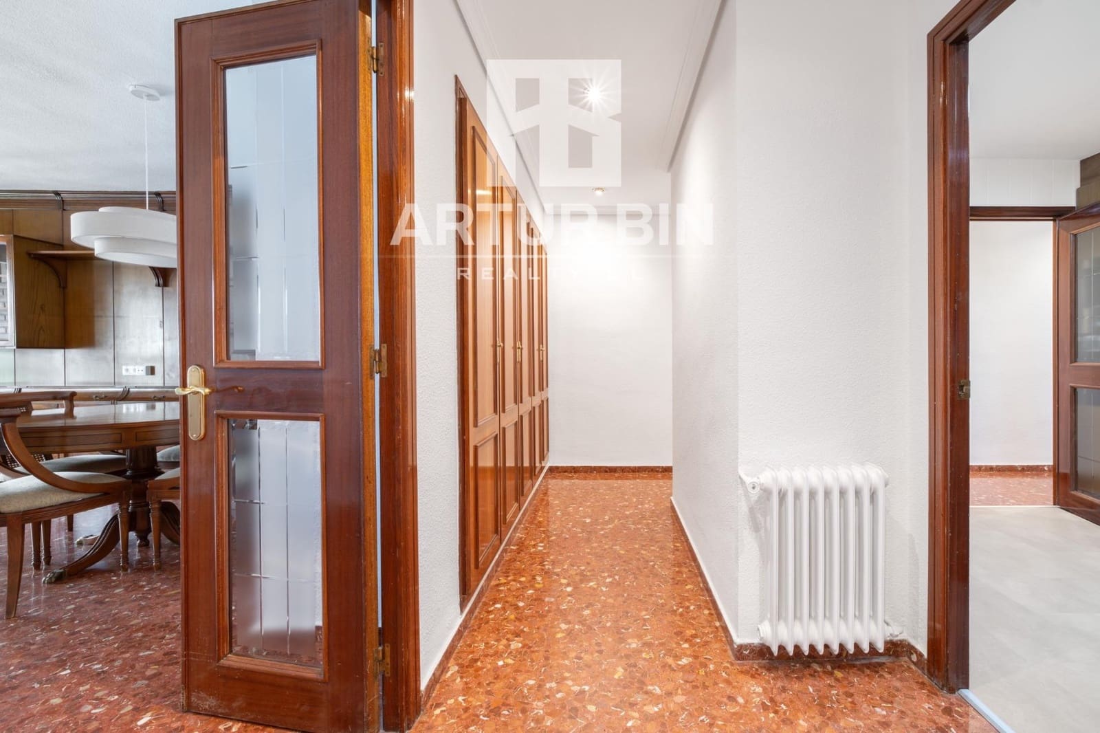 4 soverom Leilighet til leie i Valencia by med garasje - € 2 500 (Ref: 9849406)