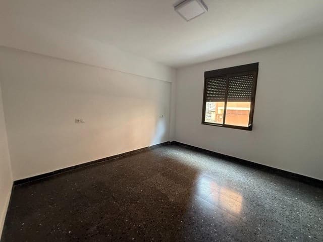 3 slaapkamer Appartement te koop in Tavernes de la Valldigna - € 125.000 (Ref: 9851788)