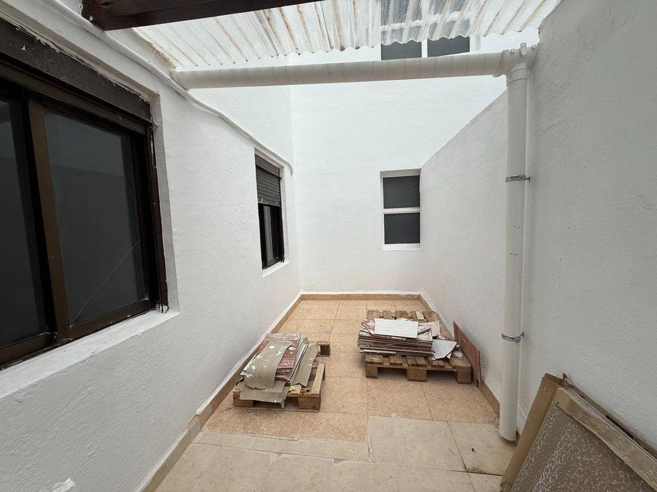 3 slaapkamer Appartement te koop in Tavernes de la Valldigna - € 125.000 (Ref: 9851788)
