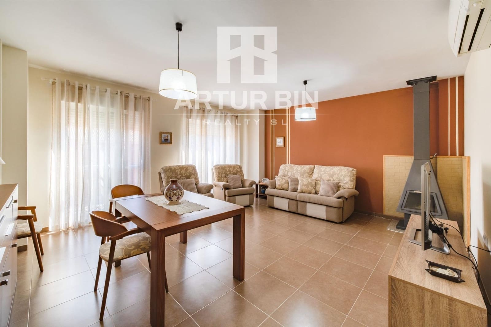 3 soveværelse Semi-Rækkehus til salg i Alzira - € 385.000 (Ref: 9855493)