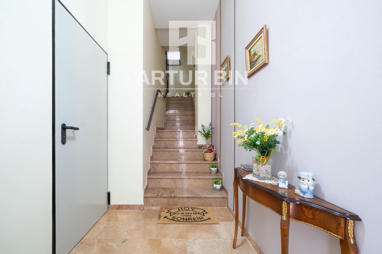 3 soveværelse Semi-Rækkehus til salg i Alzira - € 385.000 (Ref: 9855493)