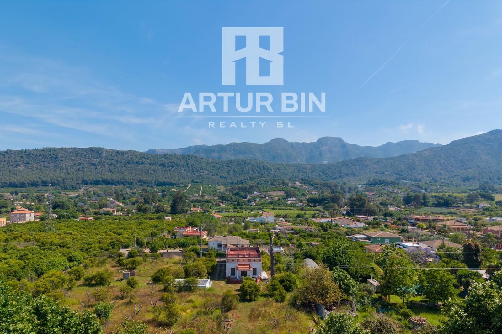 3 soveværelse Semi-Rækkehus til salg i Alzira - € 385.000 (Ref: 9855493)
