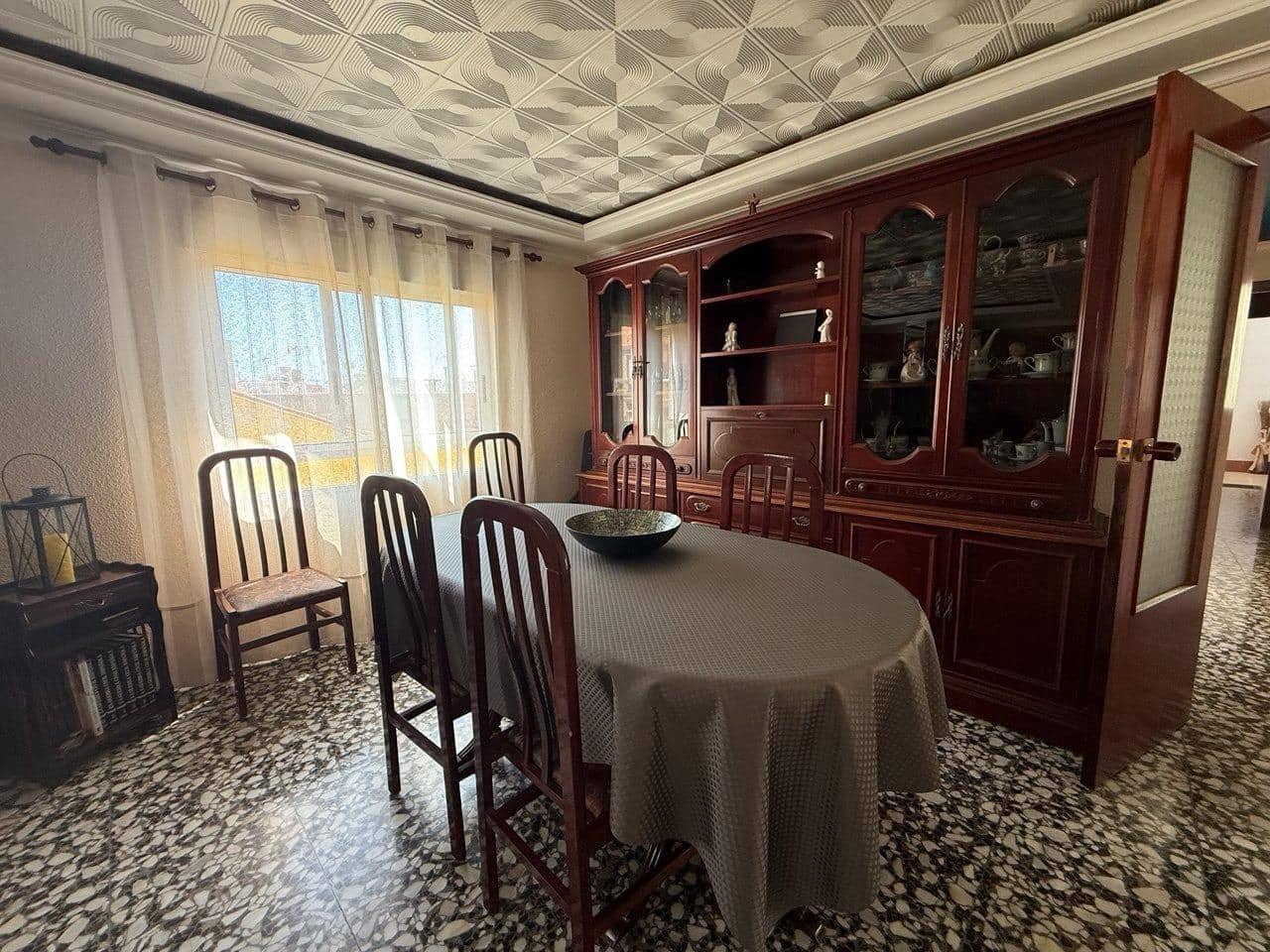 4 bedroom Apartment for sale in La Vall d'Uixo - € 110,000 (Ref: 9860123)