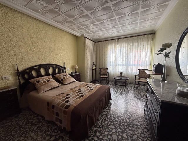 4 camera da letto Appartamento in vendita in La Vall d'Uixó - 110.000 € (Rif: 9860123)