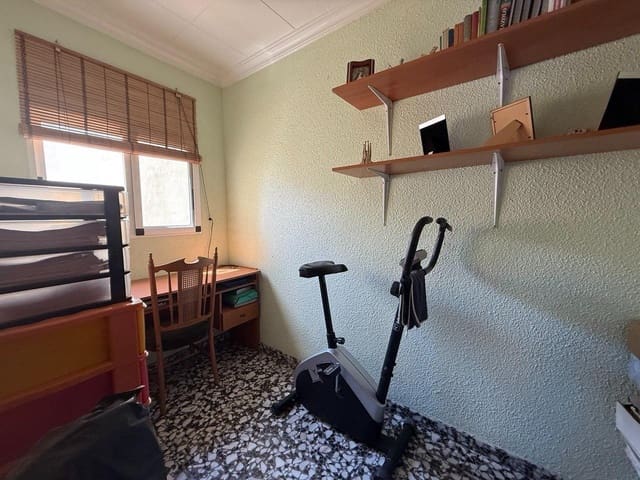 4 camera da letto Appartamento in vendita in La Vall d'Uixó - 110.000 € (Rif: 9860123)