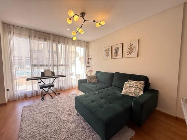 4 bedroom Terraced Villa for rent in Alginet with pool garage - € 3,500 (Ref: 9865223)