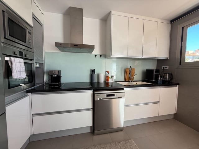 4 bedroom Terraced Villa for rent in Alginet with pool garage - € 2,500 (Ref: 9865223)