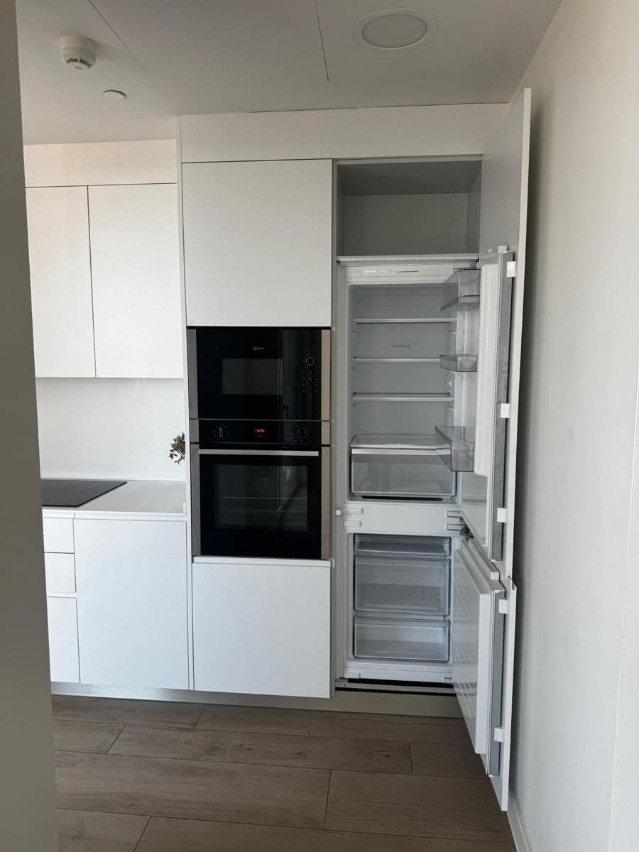 2 bedroom Apartment for rent in Valencia city with pool garage - € 3,200 (Ref: 9865224)