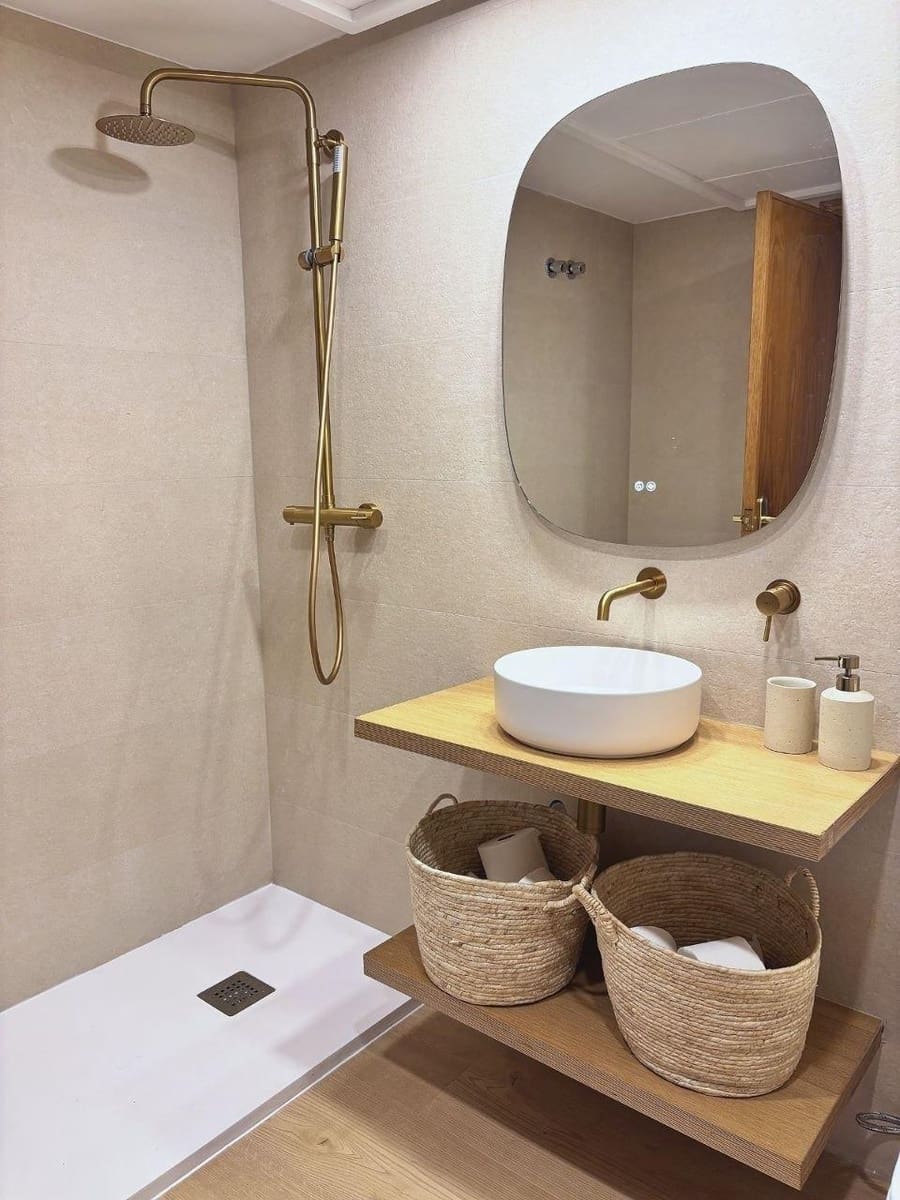 2 bedroom Apartment for rent in Valencia city with pool - € 1,900 (Ref: 9867038)