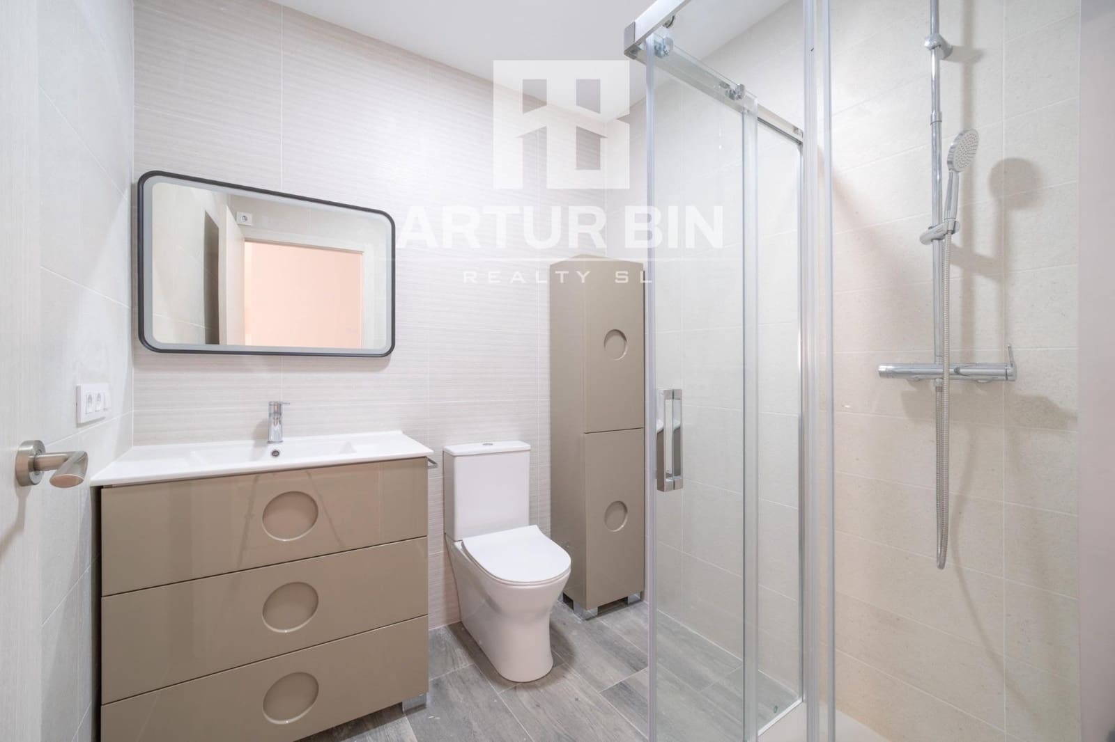 3 sypialnia Dom szeregowy na sprzedaż w Tavernes de la Valldigna z garażem - 190 000 € (Ref: 9868617)